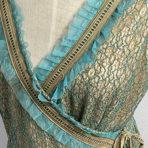 Young essence lace wraps around dress